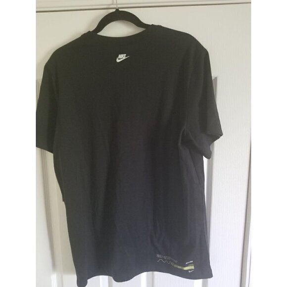 Nike Fresh Perspective T-Shirt - Picture 8 of 12